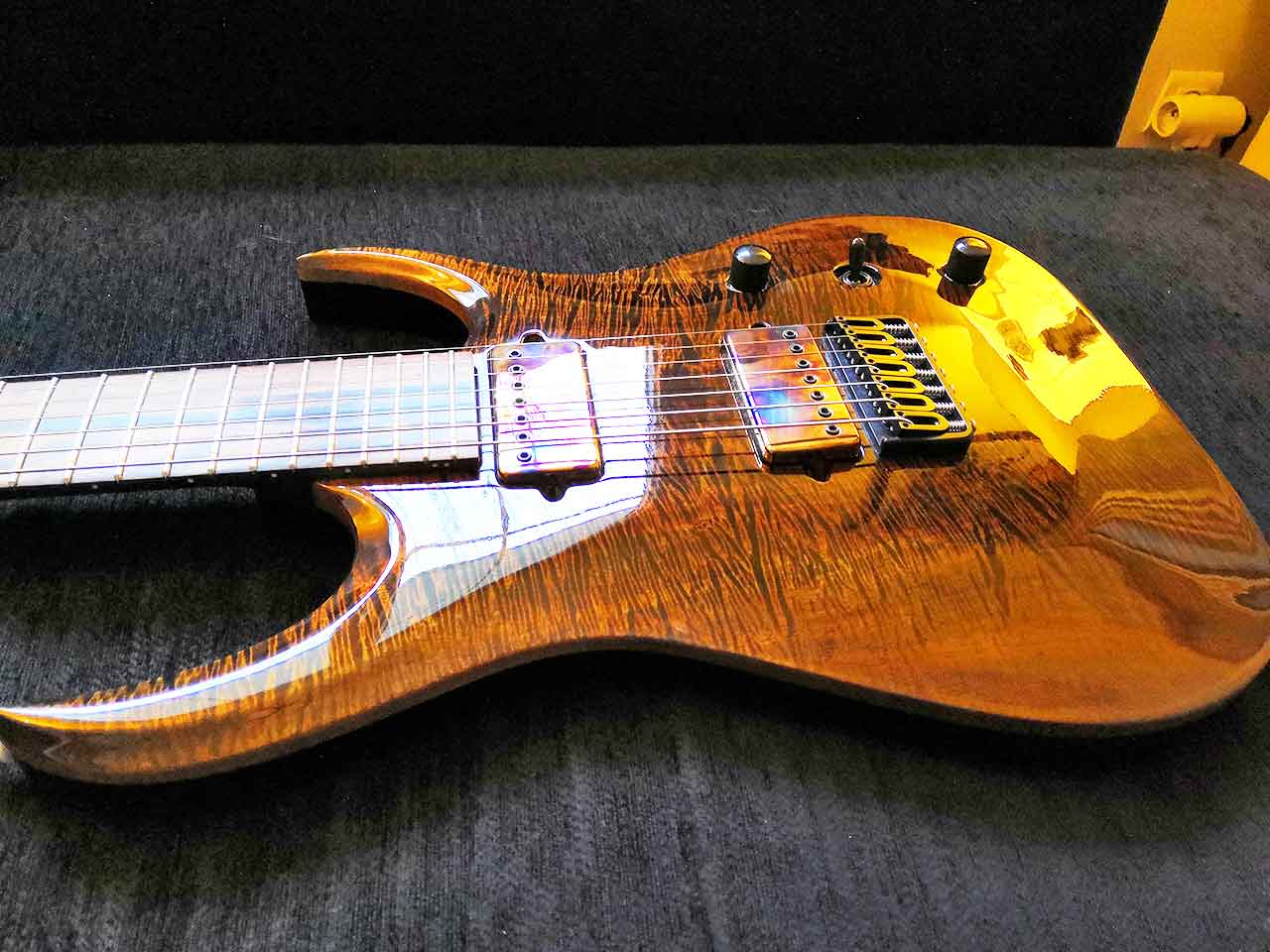 Mad Guitars joined Luthiers.com