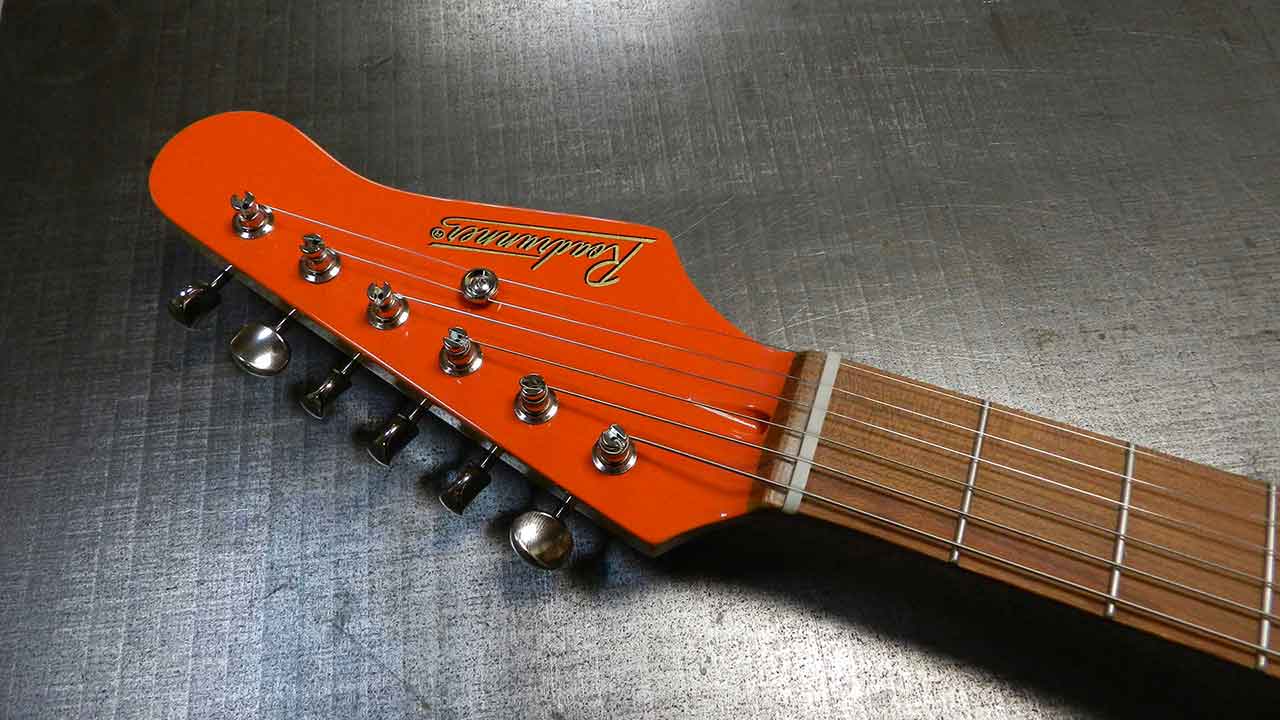 Roadrunner Guitars Contour Fiesta Red 909 2020 For Sale