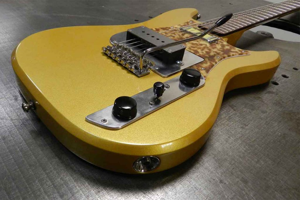 Roadrunner Guitars Rye Gold For Sale