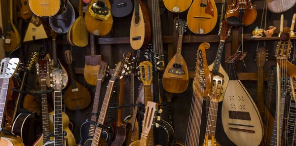 Luthiers - Instruments For Sale Personal Page Package