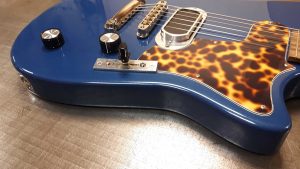 Roadrunner Guitars Contour Sapphire Blue Metallic For Sale