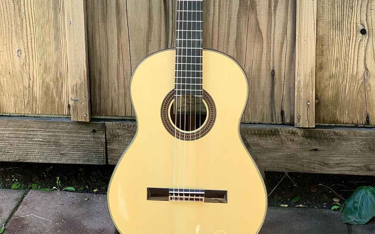 Kenneth Hill Guitar Luthier