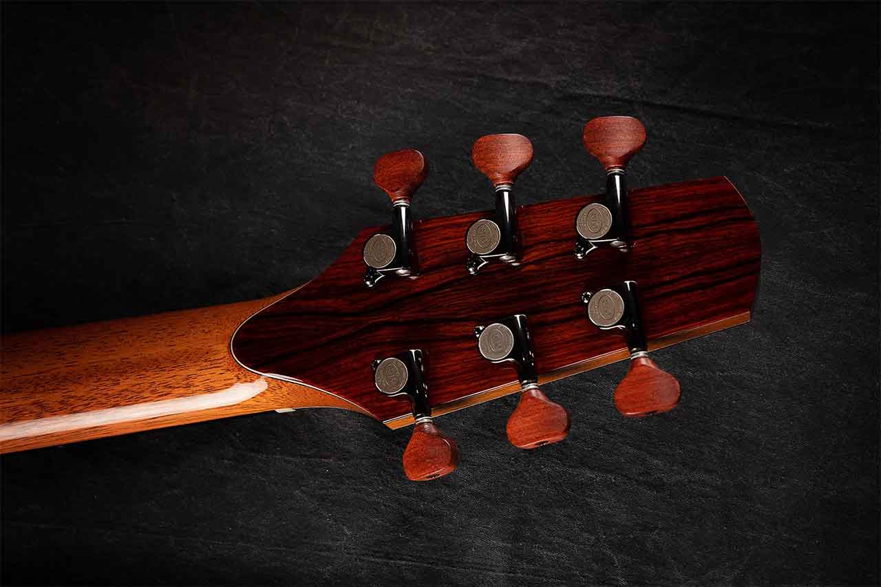 Pellerin Guitars by Michel Pellerin