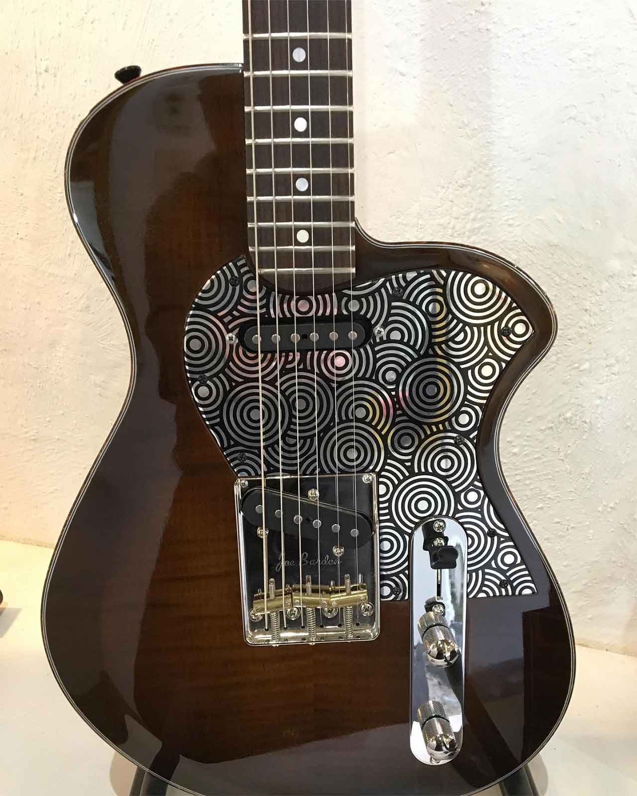 Guitares Martelli / Mojo Box Guitars