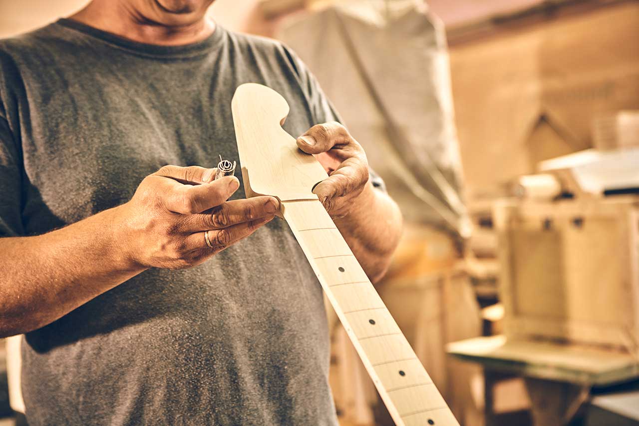 Choosing the Right Guitar Neck Profile: A Guide for Guitarists and Bassists