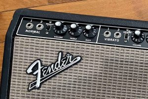1964 Fender Vibroverb Amp Blackface Very Rare Export Version with 1 x 15 JBL D130F Speaker [Second-hand - Available for sale]