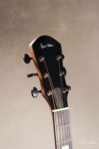 Guitares BARRILLON - Oméga Flammée