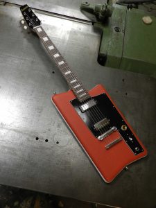 Roadrunner Guitars VYNIL 152